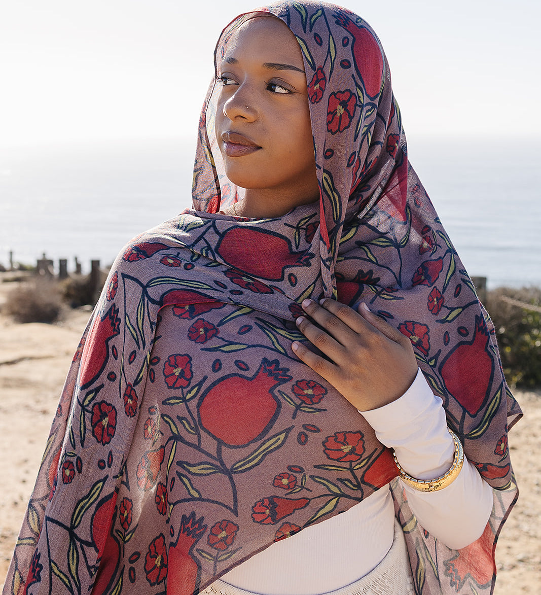 Pomegranate Molassess hijab