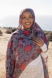 Bamboo Woven Printed Hijab - Pomegranate Molassess
