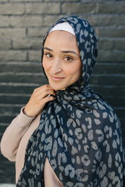 Bamboo Printed Modal Hijab - Leopard Charcoal