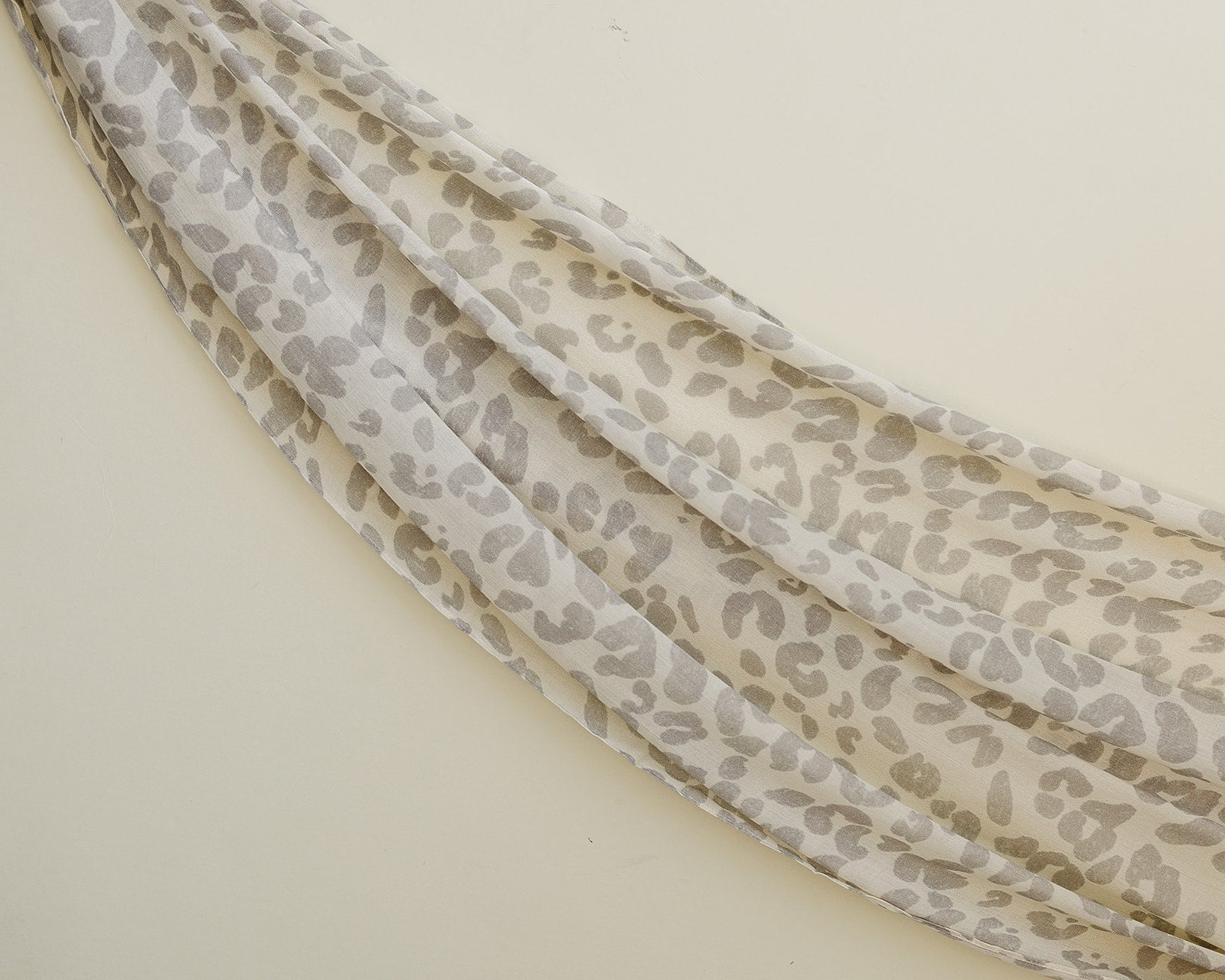 Bamboo Printed Modal Hijab - Leopard Cream